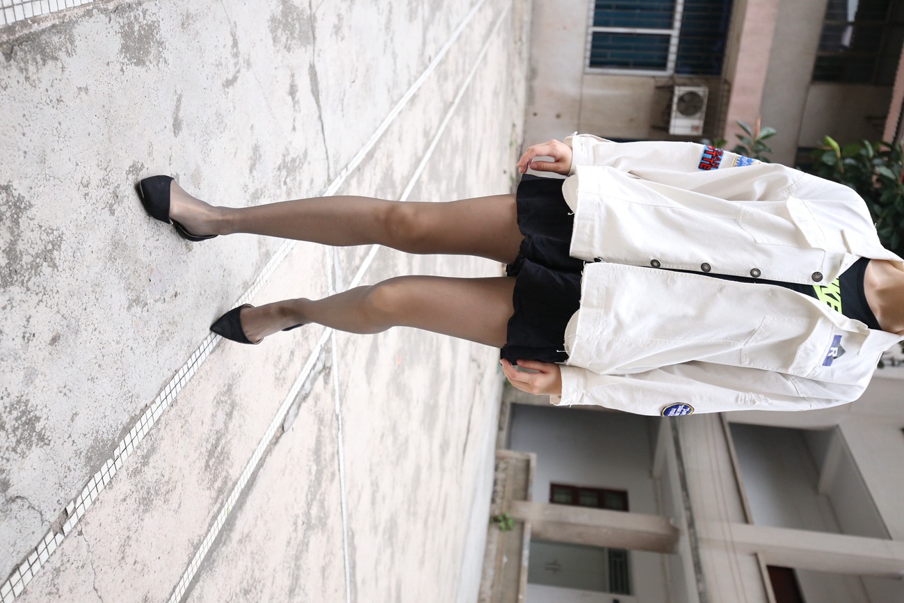 图片[126]-大西瓜爱牙膏-早期作品-Z2-2 衬黑丝袜 (2) [240P] – 速更版-美库