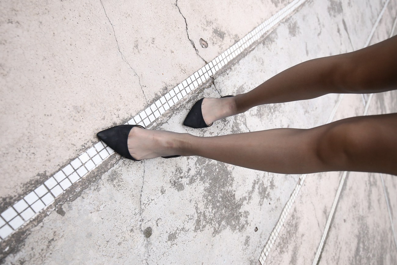 图片[131]-大西瓜爱牙膏-早期作品-Z2-2 衬黑丝袜 (2) [240P] – 速更版-美库