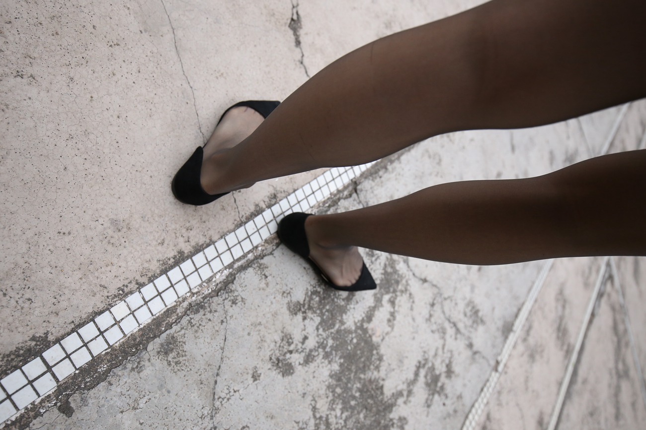 图片[135]-大西瓜爱牙膏-早期作品-Z2-2 衬黑丝袜 (2) [240P] – 速更版-美库