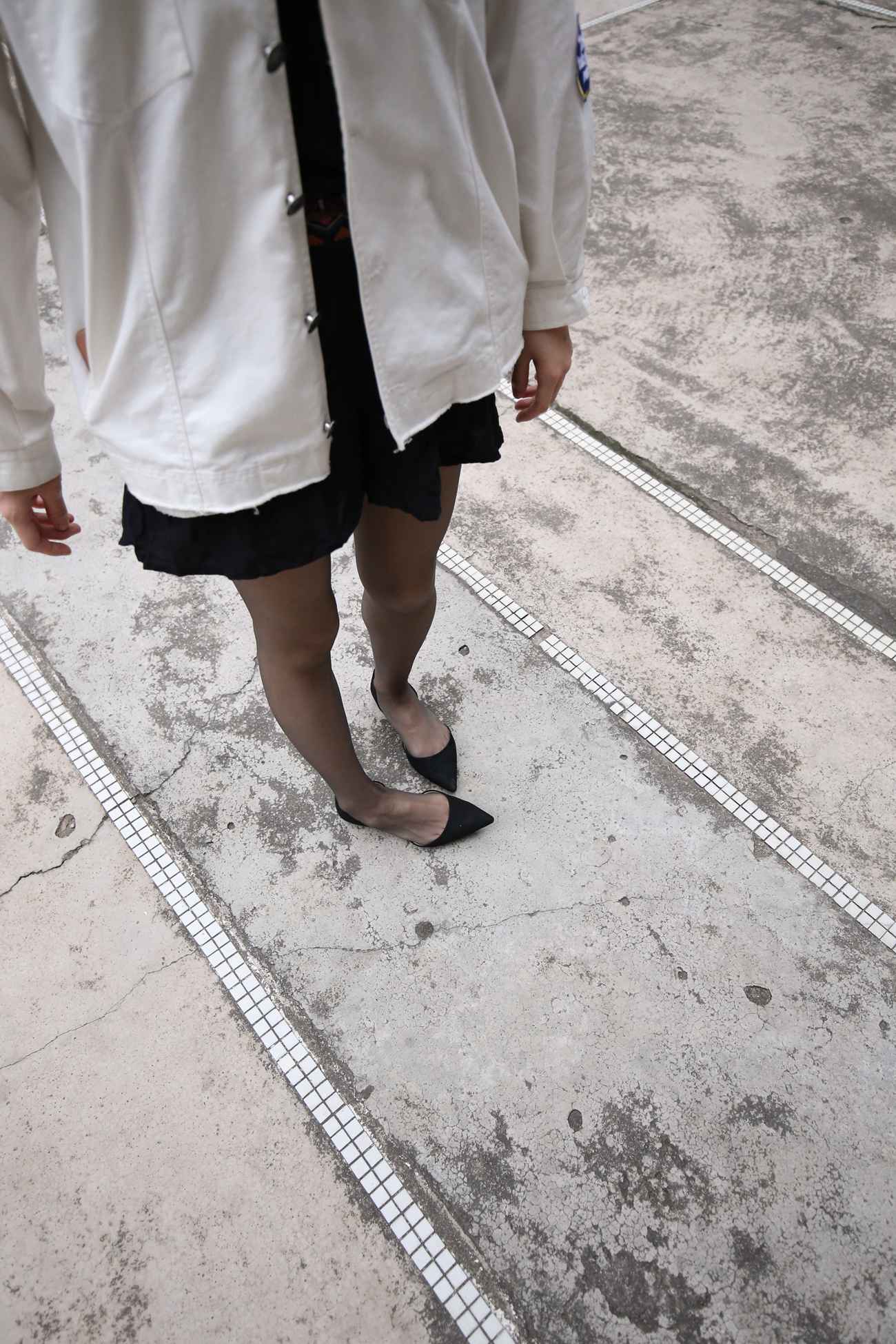 图片[141]-大西瓜爱牙膏-早期作品-Z2-2 衬黑丝袜 (2) [240P] – 速更版-美库