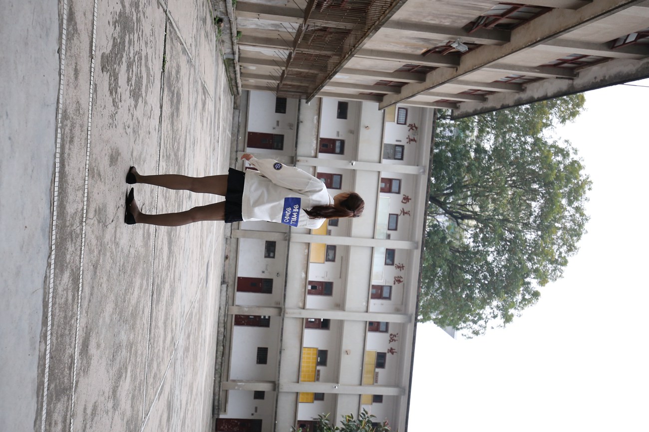 图片[170]-大西瓜爱牙膏-早期作品-Z2-2 衬黑丝袜 (2) [240P] – 速更版-美库