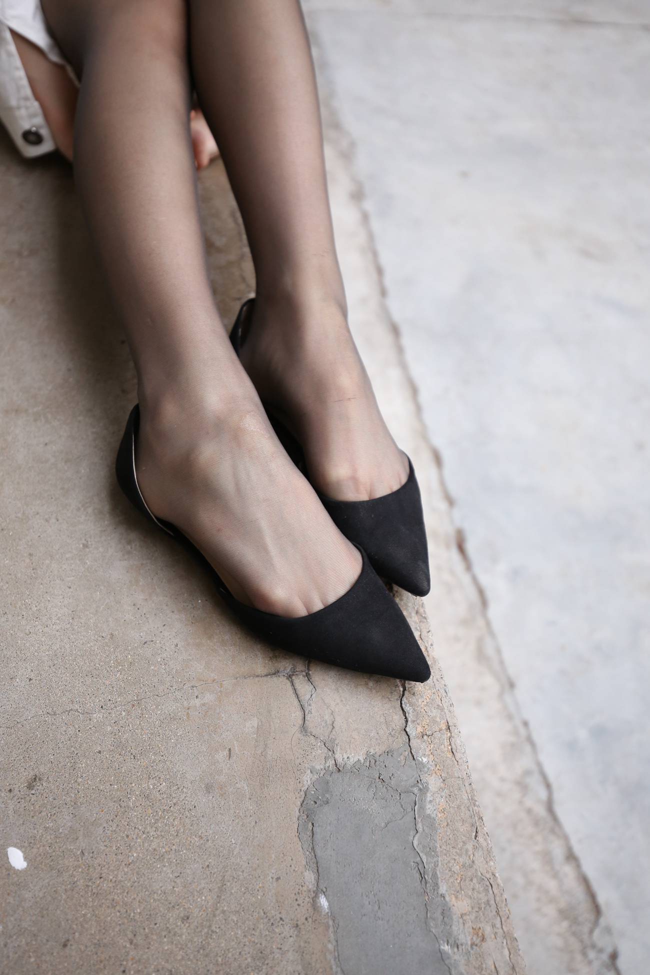 图片[204]-大西瓜爱牙膏-早期作品-Z2-2 衬黑丝袜 (2) [240P] – 速更版-美库