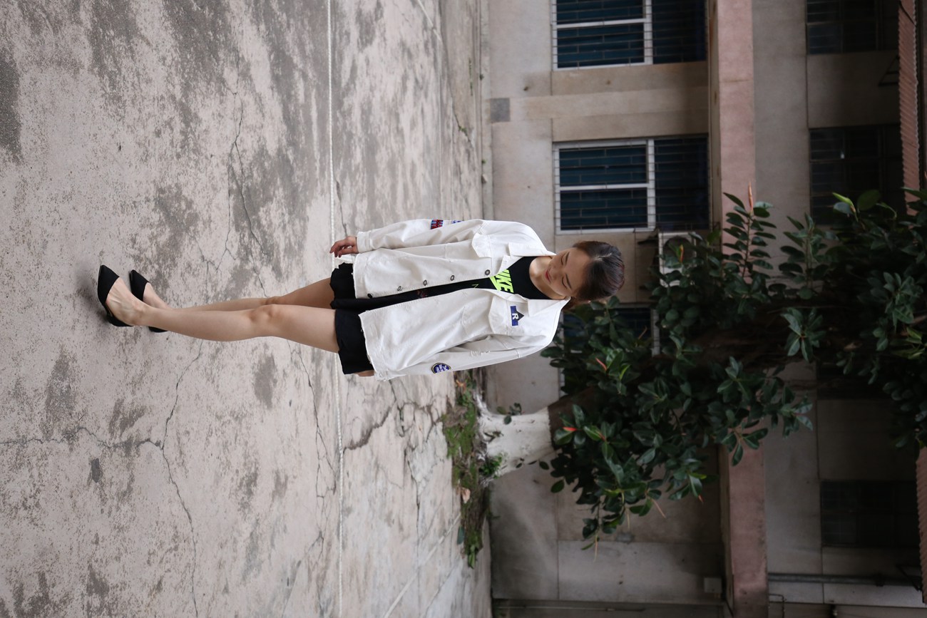 图片[21]-大西瓜爱牙膏-早期作品-Z2-3 衫裸足 (1) [284P] – 速更版-美库