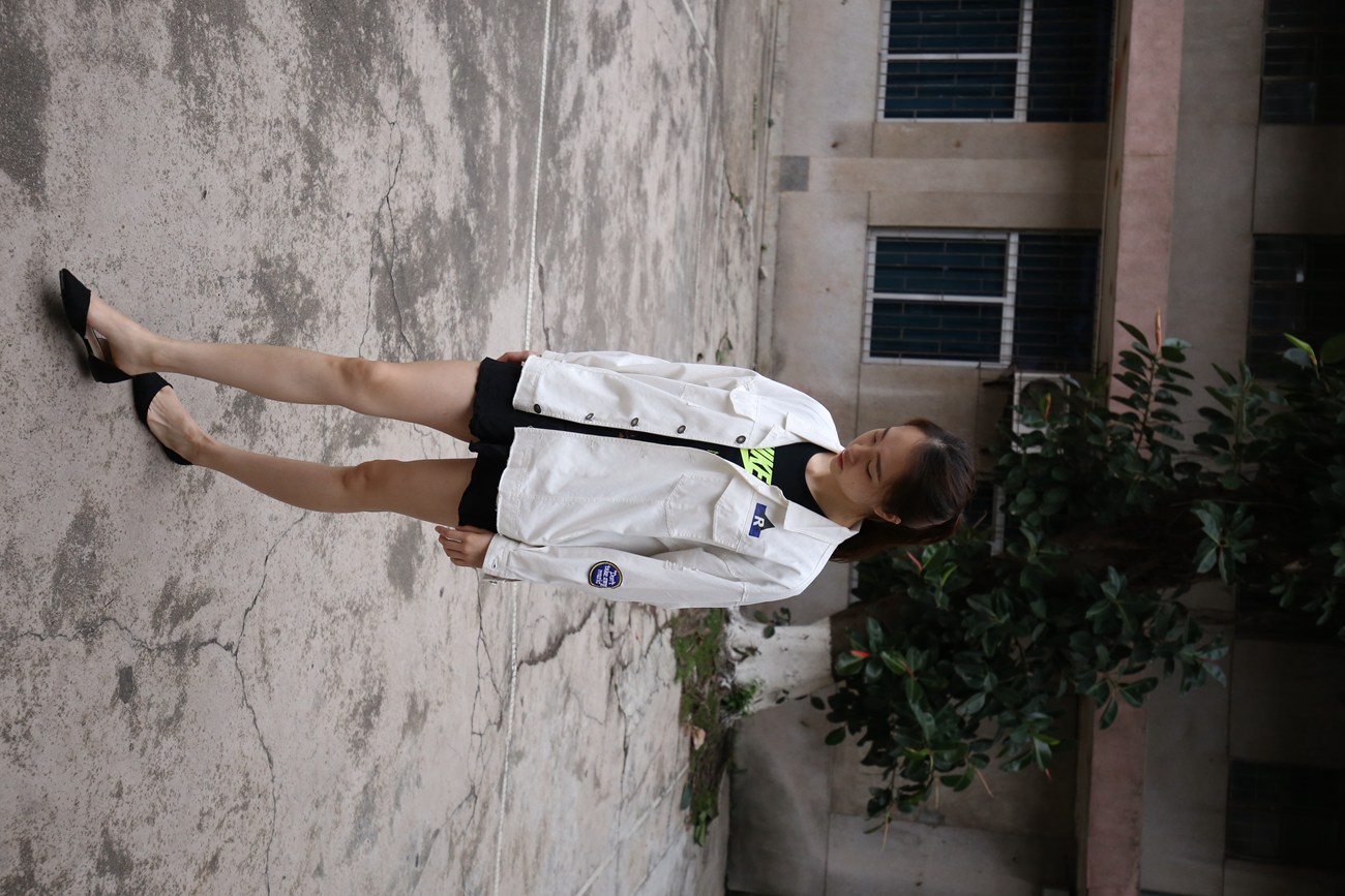 图片[23]-大西瓜爱牙膏-早期作品-Z2-3 衫裸足 (1) [284P] – 速更版-美库