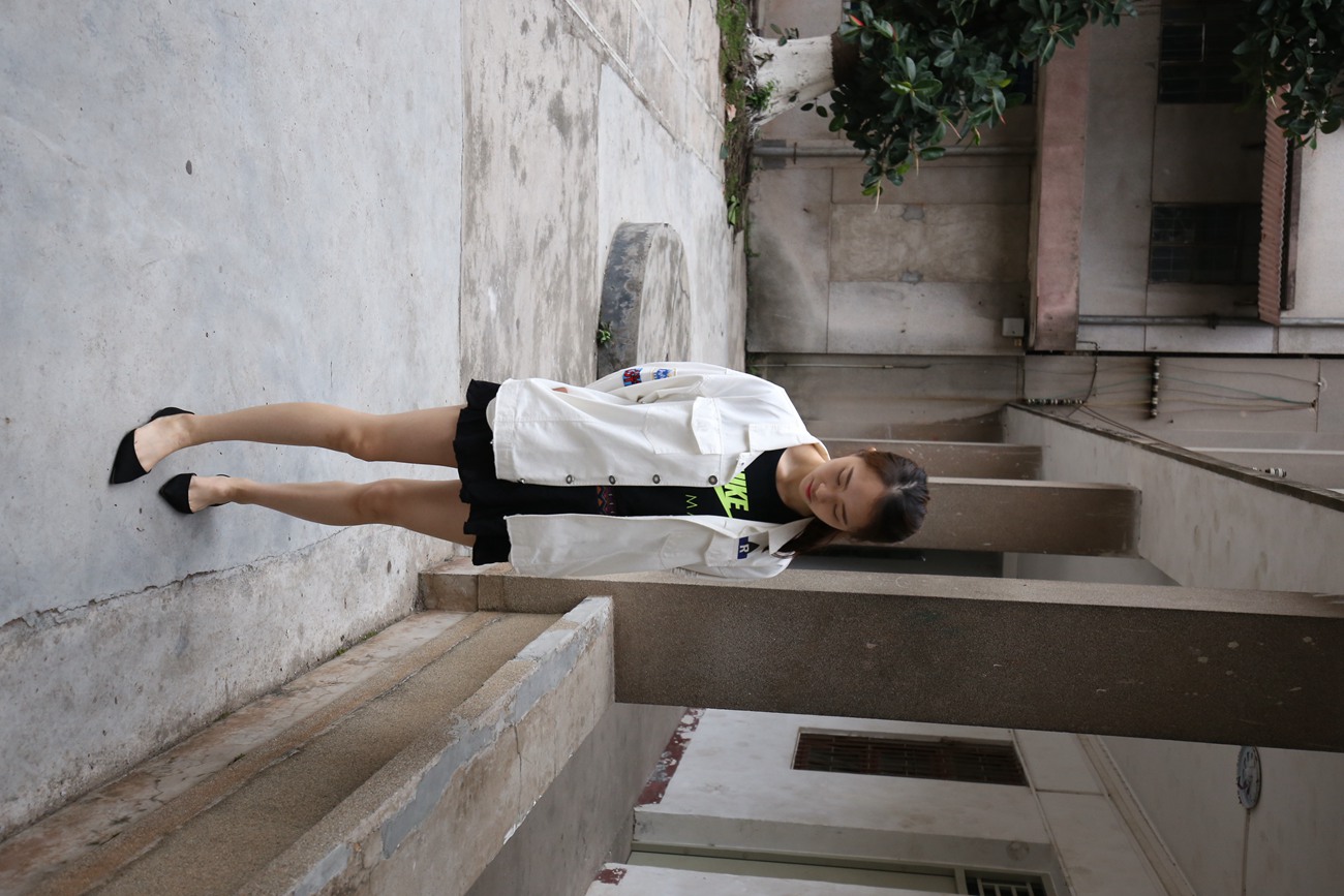 图片[30]-大西瓜爱牙膏-早期作品-Z2-3 衫裸足 (1) [284P] – 速更版-美库