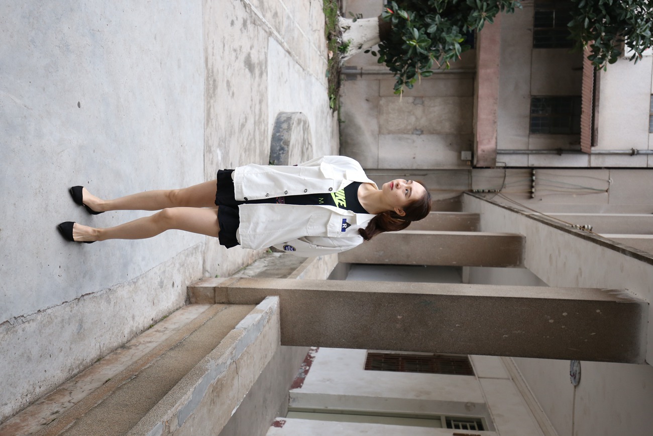 图片[29]-大西瓜爱牙膏-早期作品-Z2-3 衫裸足 (1) [284P] – 速更版-美库