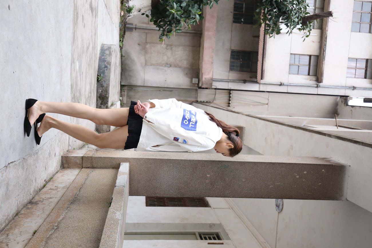 图片[42]-大西瓜爱牙膏-早期作品-Z2-3 衫裸足 (1) [284P] – 速更版-美库