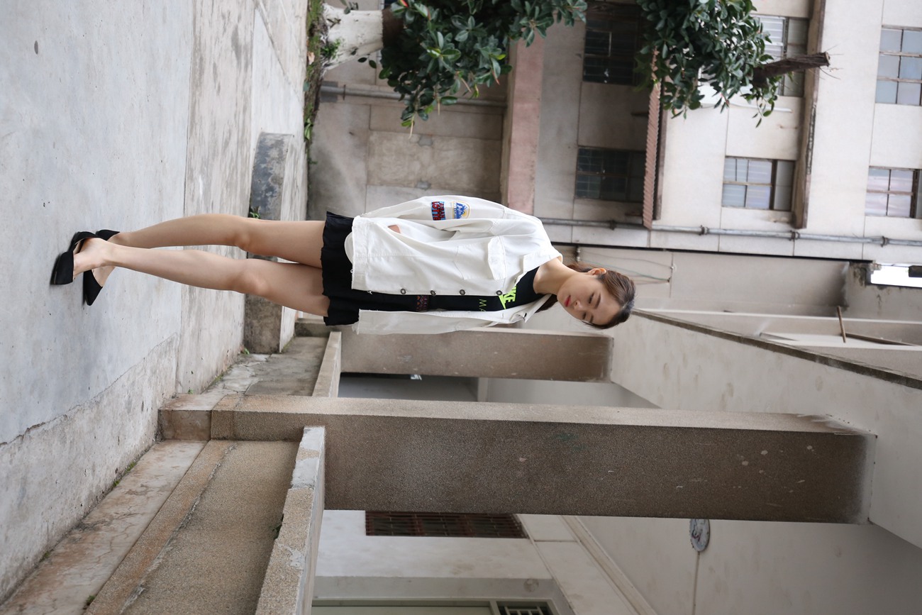 图片[47]-大西瓜爱牙膏-早期作品-Z2-3 衫裸足 (1) [284P] – 速更版-美库