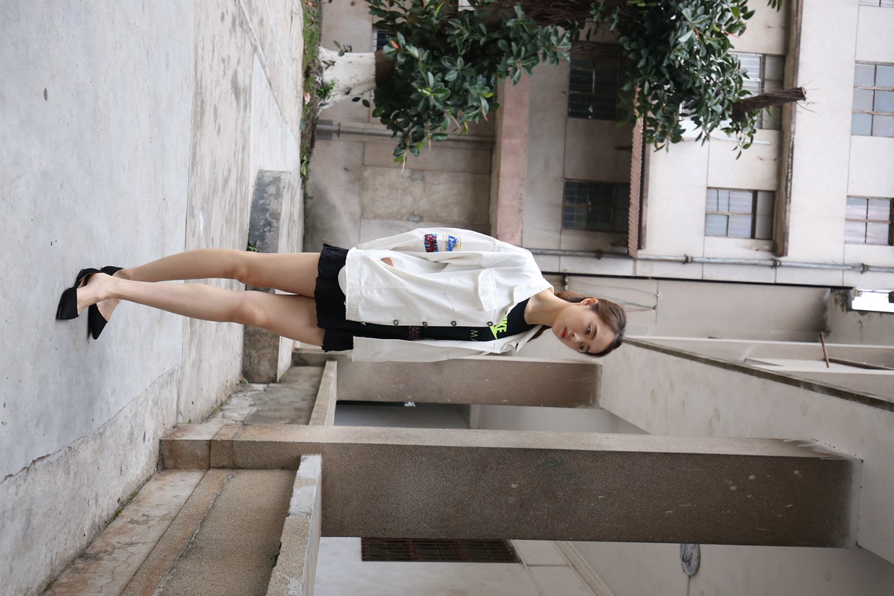 图片[48]-大西瓜爱牙膏-早期作品-Z2-3 衫裸足 (1) [284P] – 速更版-美库