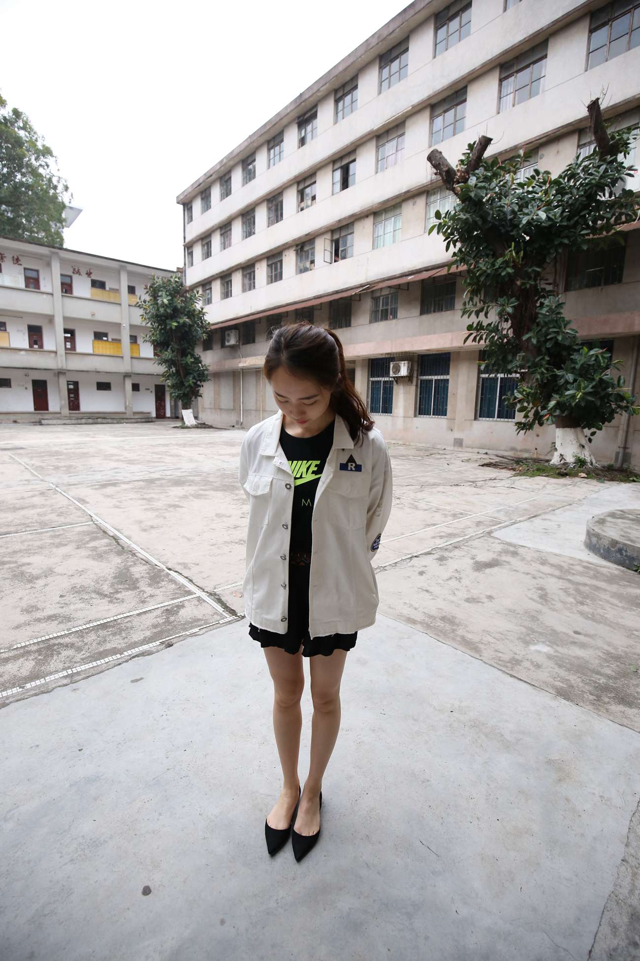 图片[116]-大西瓜爱牙膏-早期作品-Z2-3 衫裸足 (1) [284P] – 速更版-美库