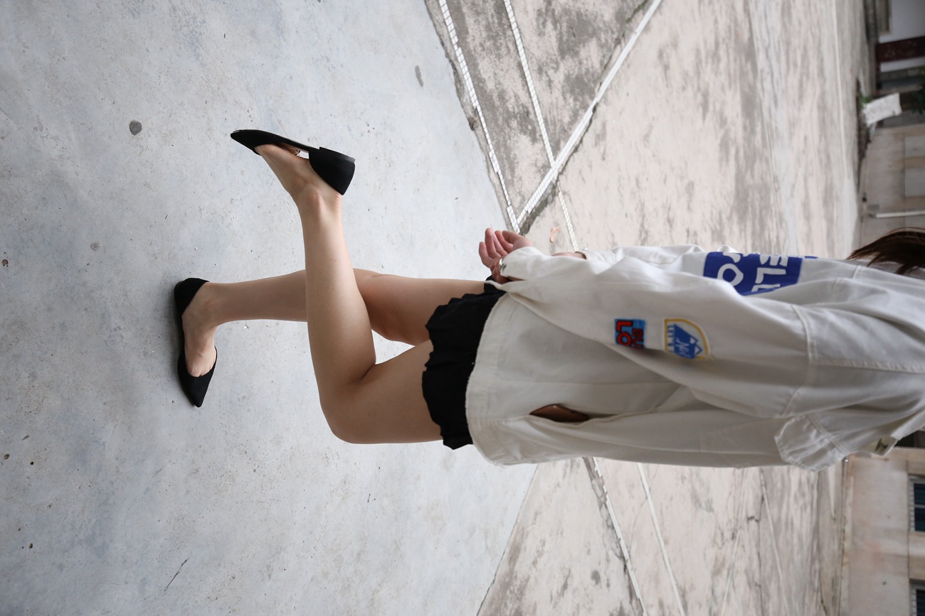 图片[114]-大西瓜爱牙膏-早期作品-Z2-3 衫裸足 (1) [284P] – 速更版-美库