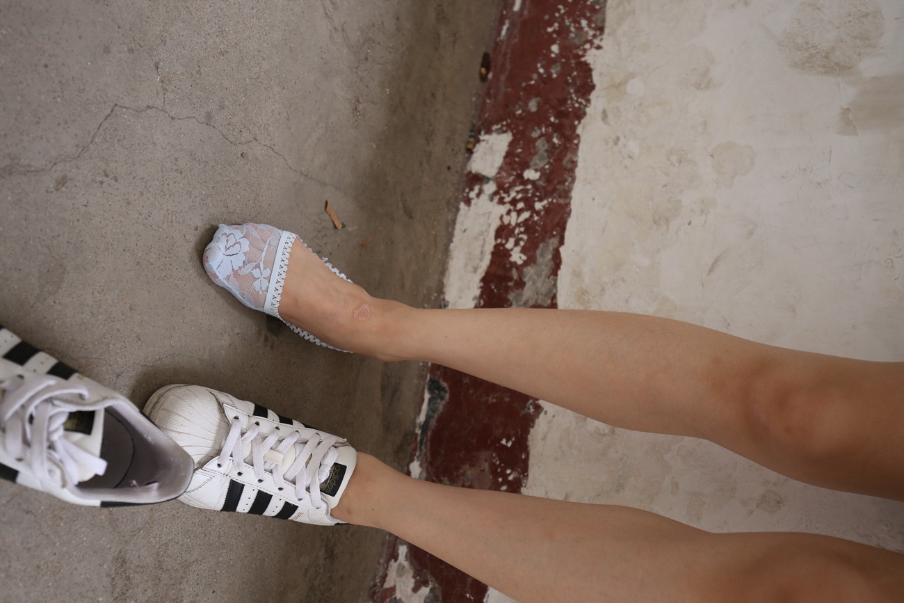 图片[147]-大西瓜爱牙膏-早期作品-Z2-3 衫裸足 (1) [284P] – 速更版-美库