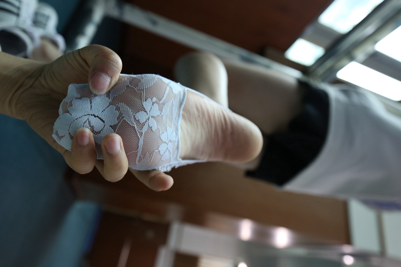 图片[20]-大西瓜爱牙膏-早期作品-Z2-3 衫裸足 (2) [277P] – 速更版-美库