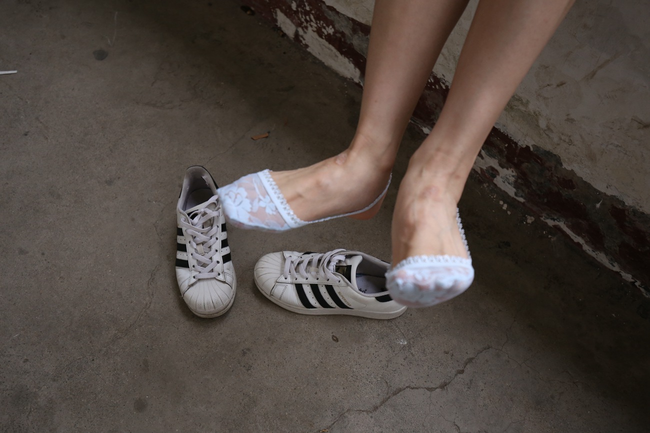 图片[225]-大西瓜爱牙膏-早期作品-Z2-3 衫裸足 (1) [284P] – 速更版-美库