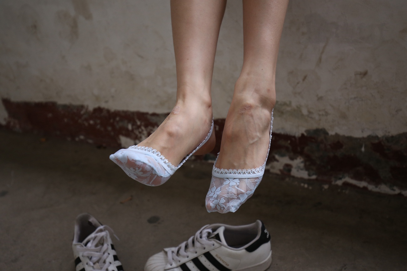 图片[228]-大西瓜爱牙膏-早期作品-Z2-3 衫裸足 (1) [284P] – 速更版-美库