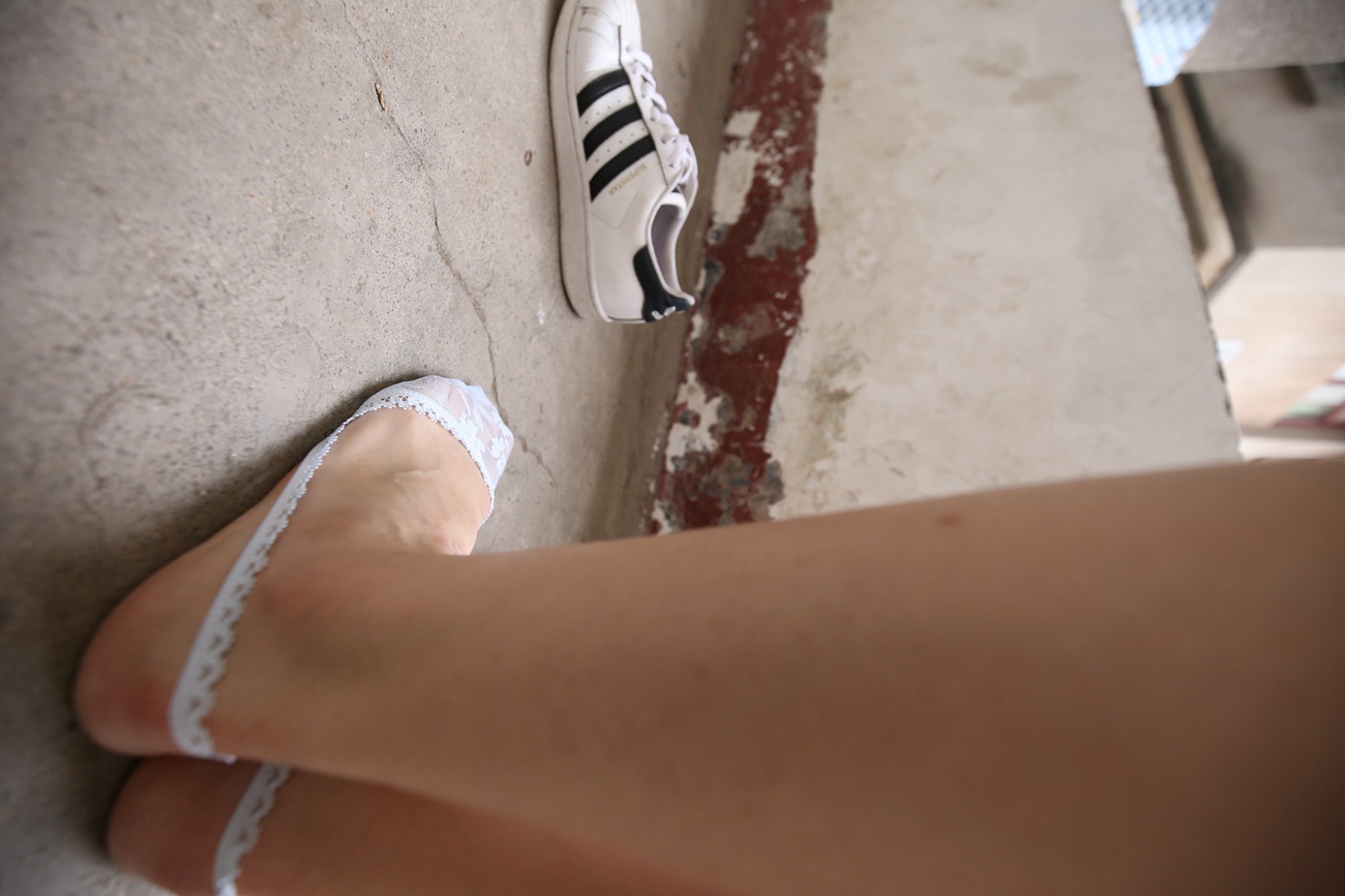 图片[245]-大西瓜爱牙膏-早期作品-Z2-3 衫裸足 (1) [284P] – 速更版-美库