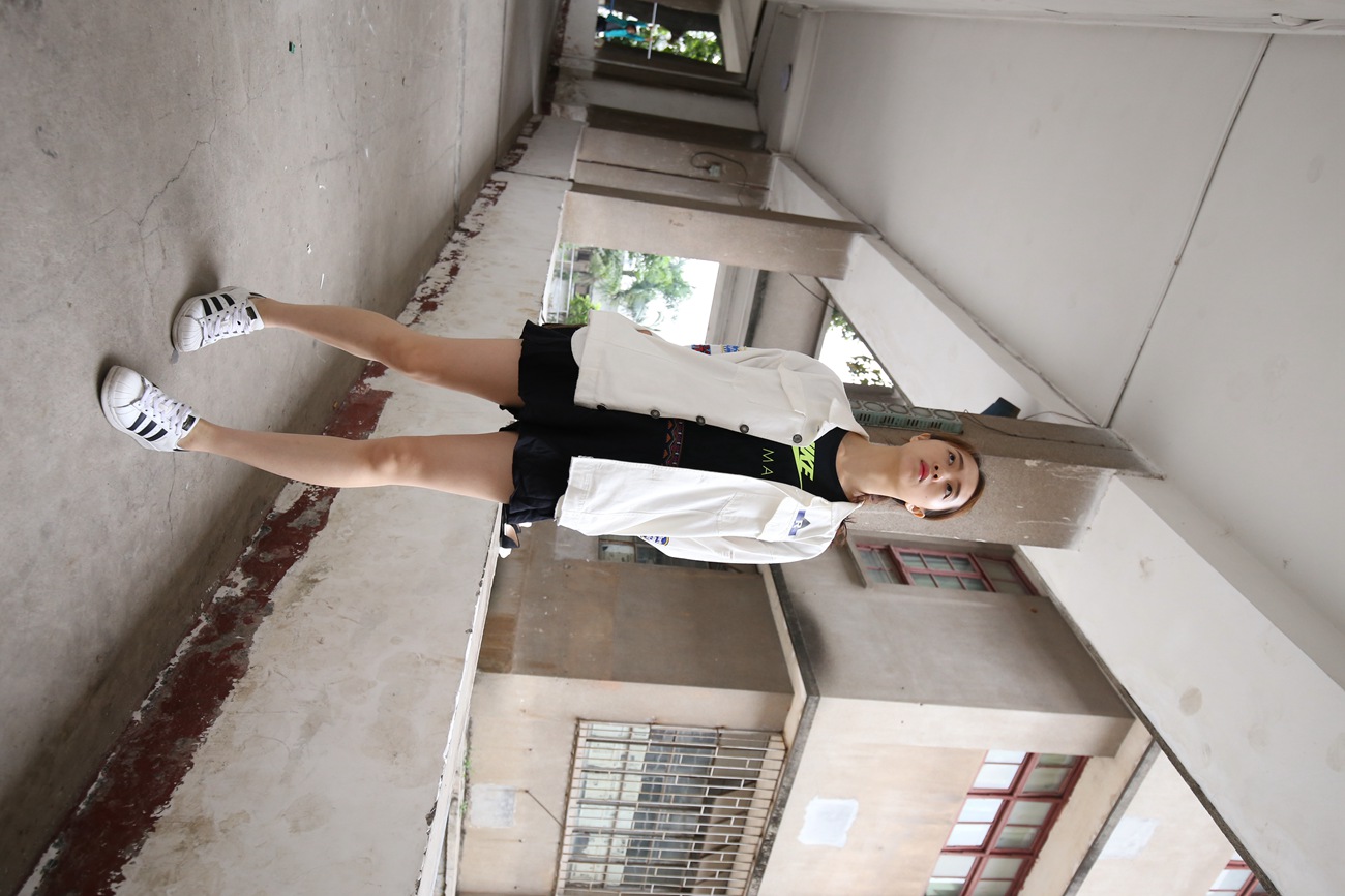 图片[269]-大西瓜爱牙膏-早期作品-Z2-3 衫裸足 (1) [284P] – 速更版-美库