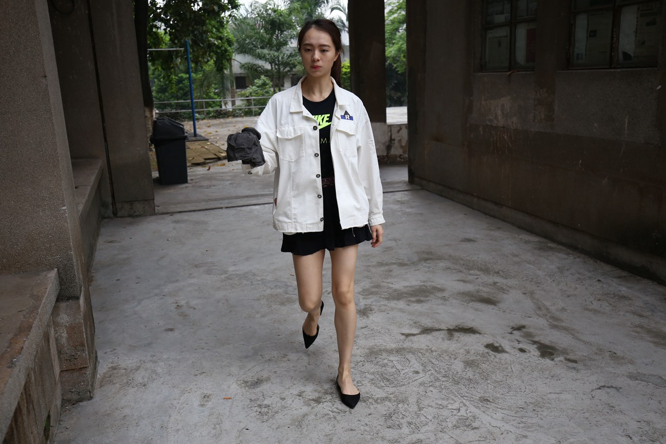 图片[278]-大西瓜爱牙膏-早期作品-Z2-3 衫裸足 (1) [284P] – 速更版-美库