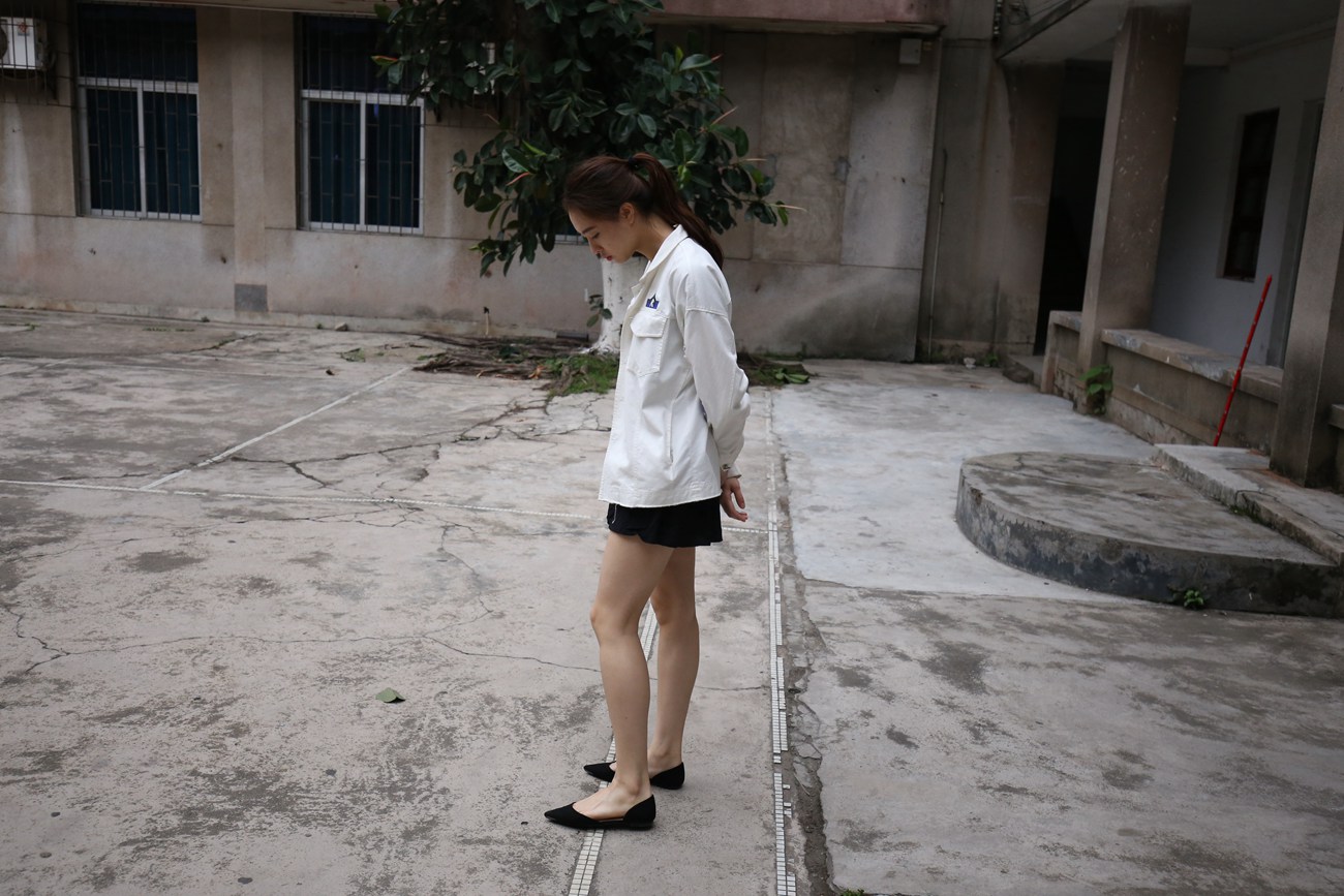 图片[281]-大西瓜爱牙膏-早期作品-Z2-3 衫裸足 (1) [284P] – 速更版-美库