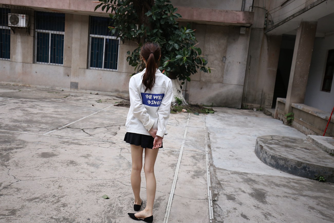 图片[283]-大西瓜爱牙膏-早期作品-Z2-3 衫裸足 (1) [284P] – 速更版-美库