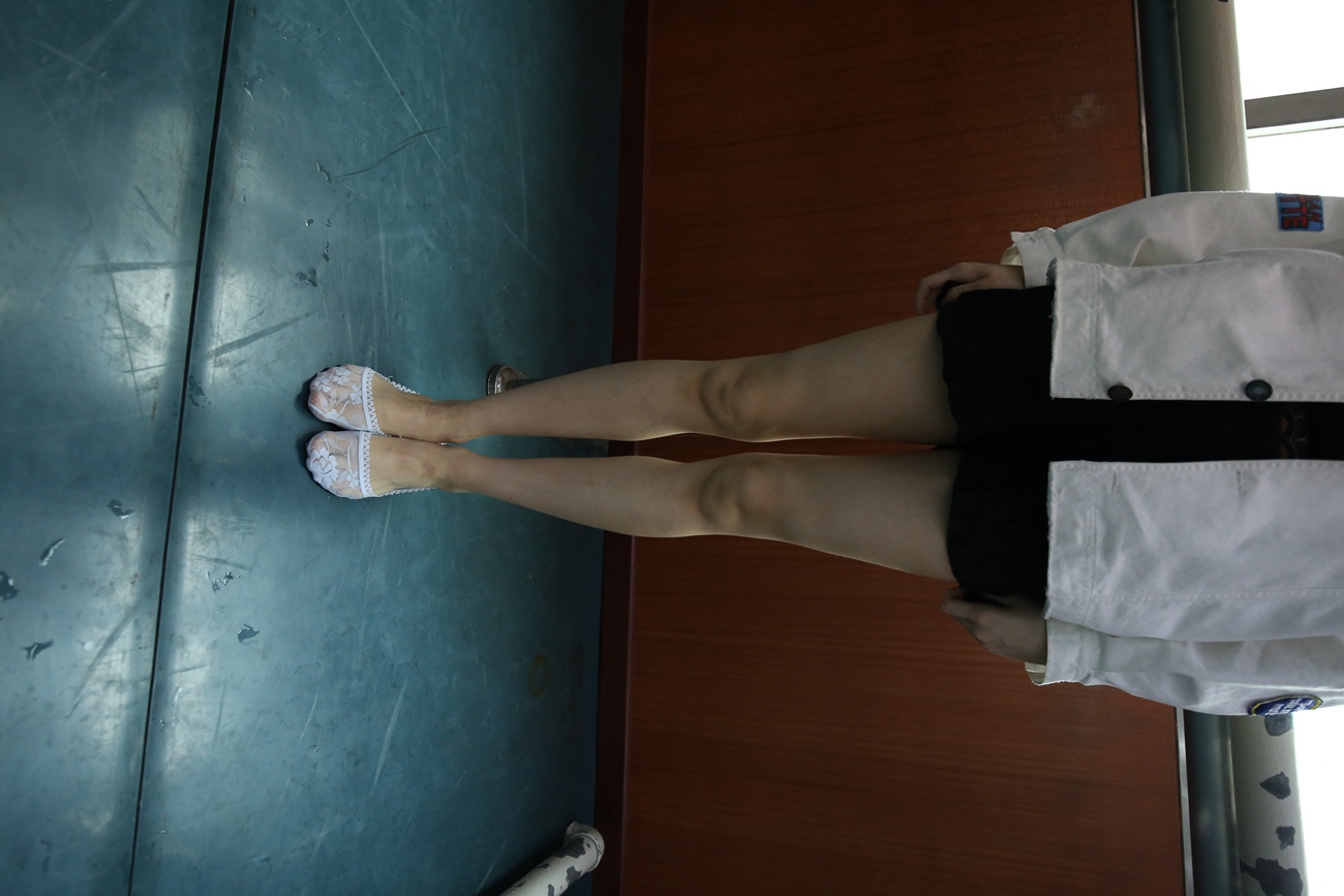 图片[86]-大西瓜爱牙膏-早期作品-Z2-3 衫裸足 (2) [277P] – 速更版-美库