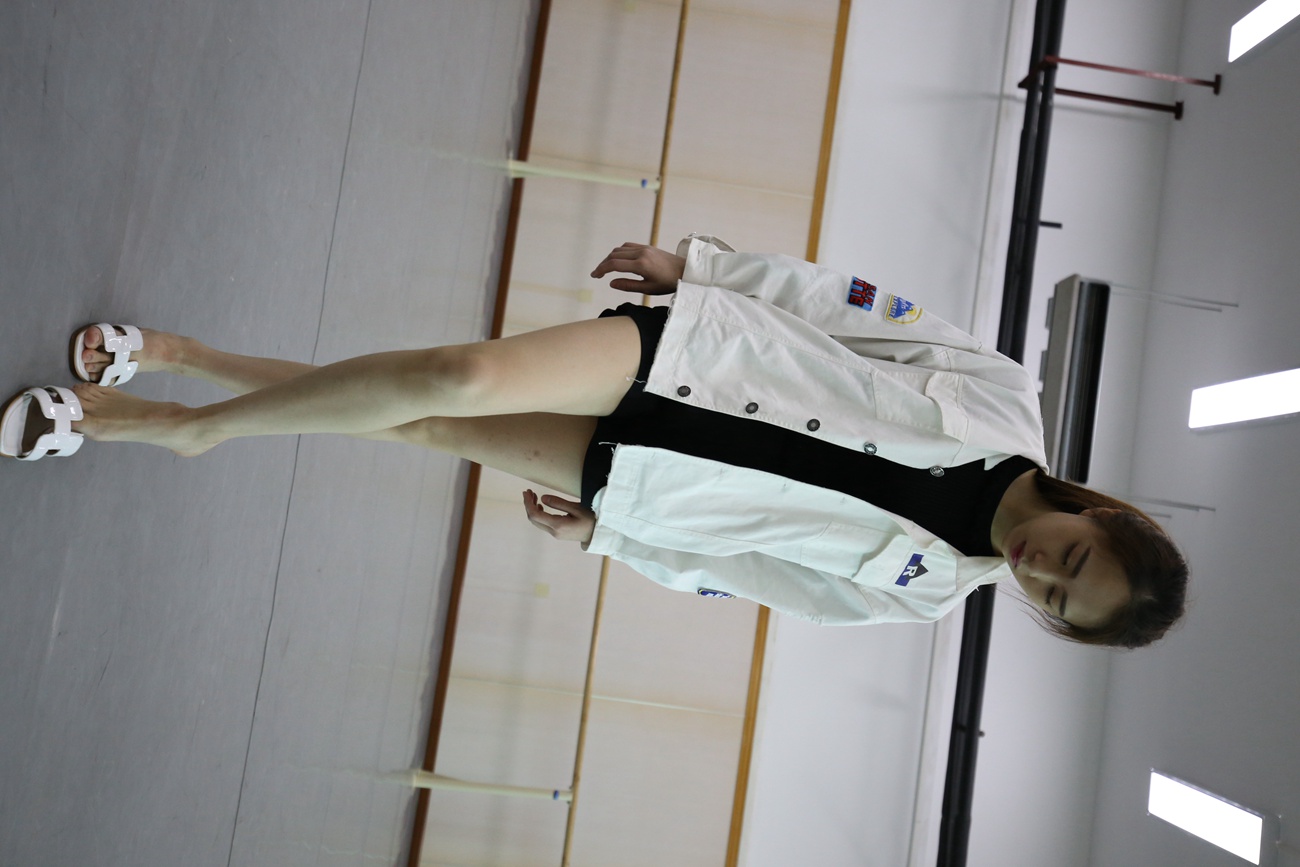 图片[157]-大西瓜爱牙膏-早期作品-Z2-3 衫裸足 (2) [277P] – 速更版-美库