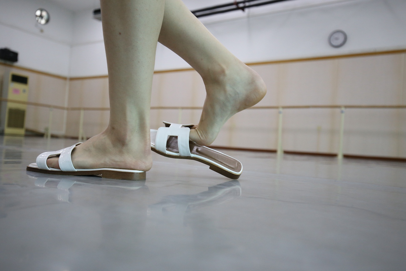 图片[188]-大西瓜爱牙膏-早期作品-Z2-3 衫裸足 (2) [277P] – 速更版-美库