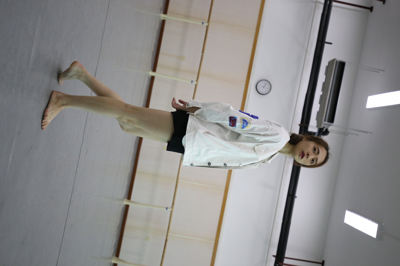 图片[243]-大西瓜爱牙膏-早期作品-Z2-3 衫裸足 (2) [277P] – 速更版-美库