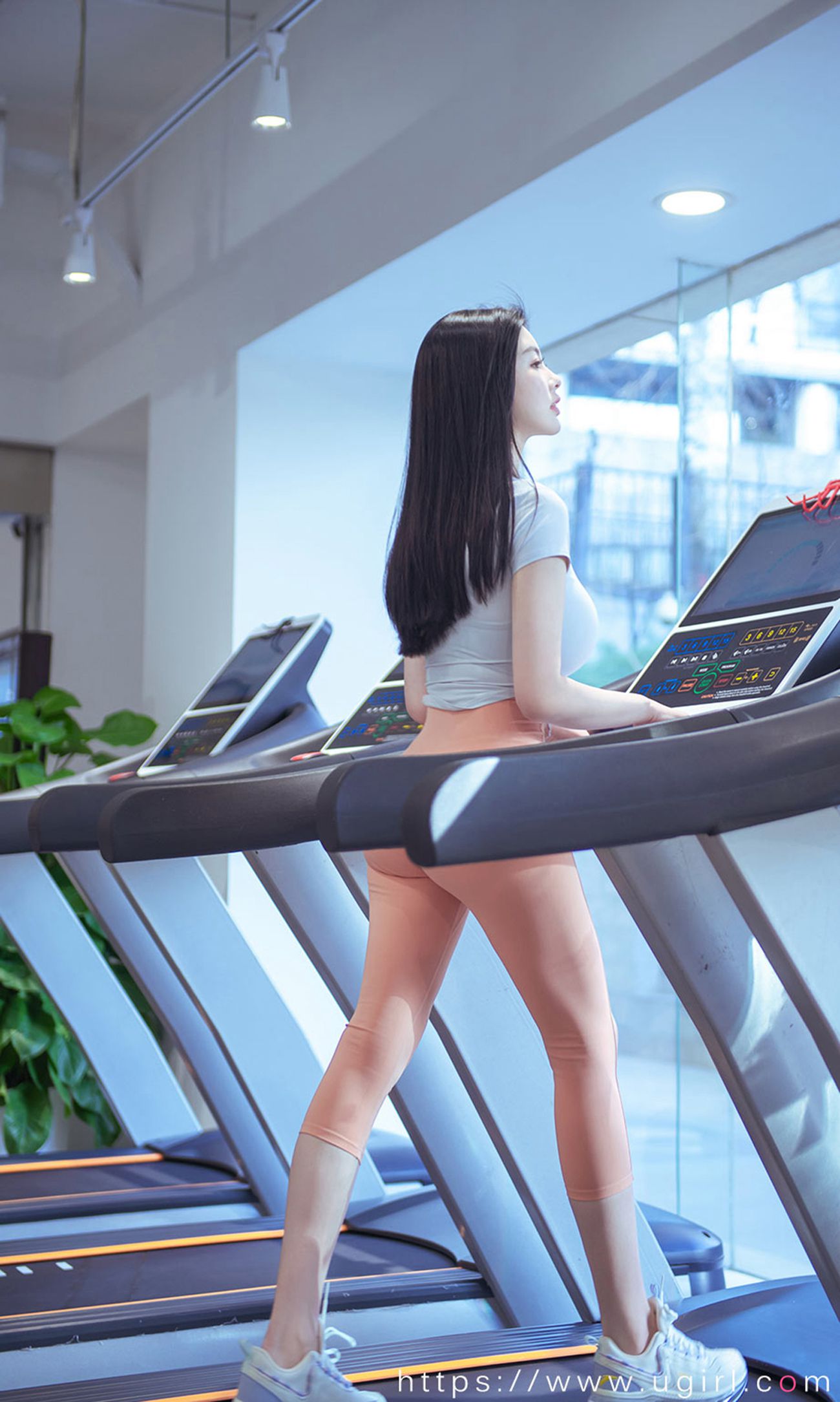 图片[26]-[爱尤物]2022 NO.2273 娜露 高温运动[35P] – 速更版-美库