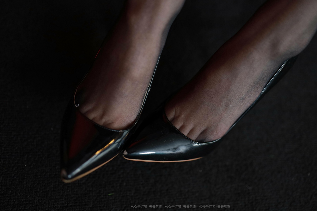 图片[12]-[IESS异思趣向] 2021.10.27 丝享家959：团团《姓感红与黑》[96P] – 速更版-美库