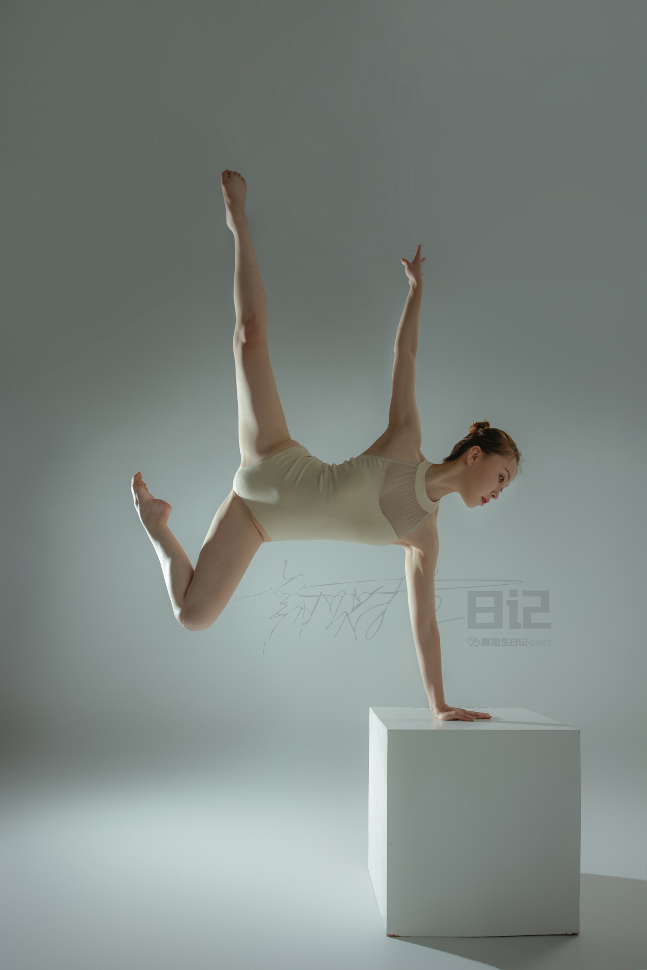 图片[22]-[GALLI嘉丽]舞蹈生日记 074 – 张雯雯[37P] – 速更版-美库