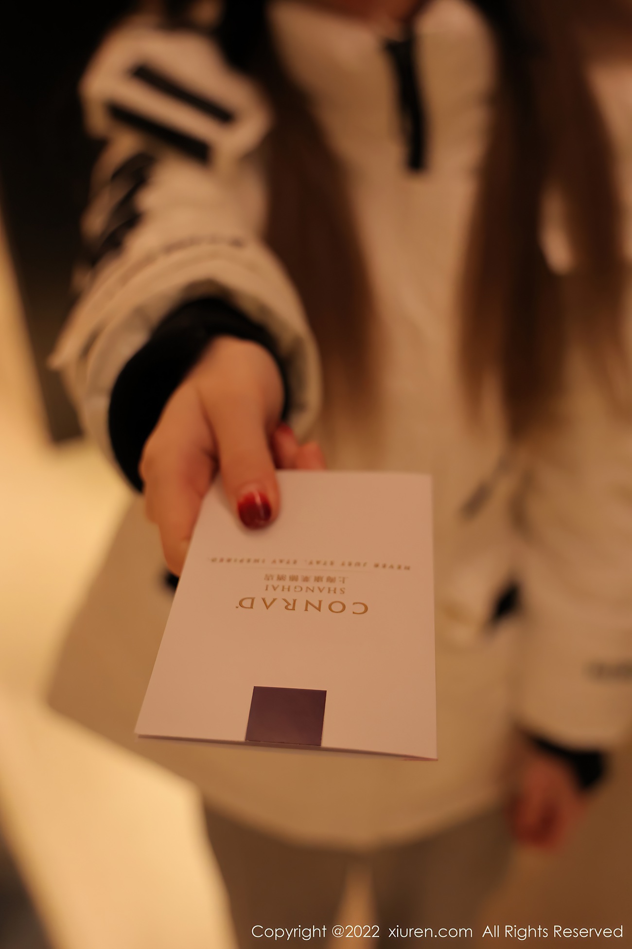 图片[81]-[Xiuren秀人网]2022.01.17 NO.4470 奶瓶.[78+1P] – 速更版-美库