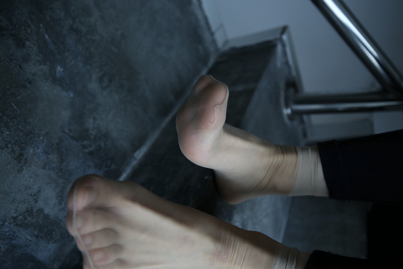 图片[71]-大西瓜爱牙膏-早期作品-Z2-4 衬黑长裤 [107P] – 速更版-美库