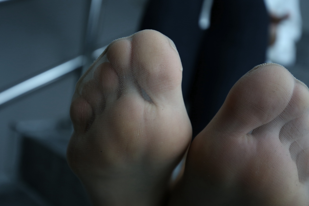 图片[86]-大西瓜爱牙膏-早期作品-Z2-4 衬黑长裤 [107P] – 速更版-美库