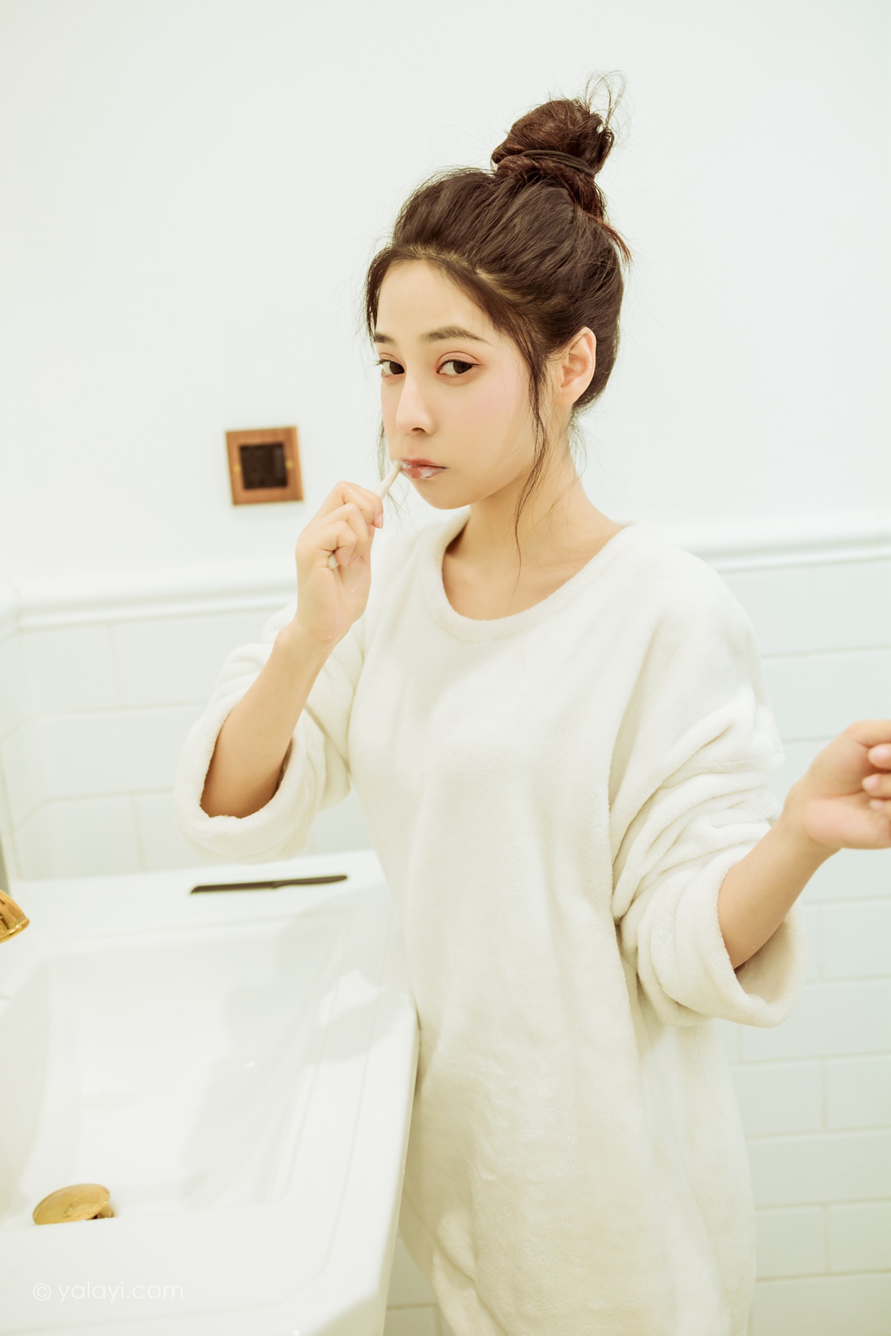 图片[26]-[YALAYI雅拉伊] 2022.03.02 NO.903 恋爱日常 诗咏[47P] – 速更版-美库