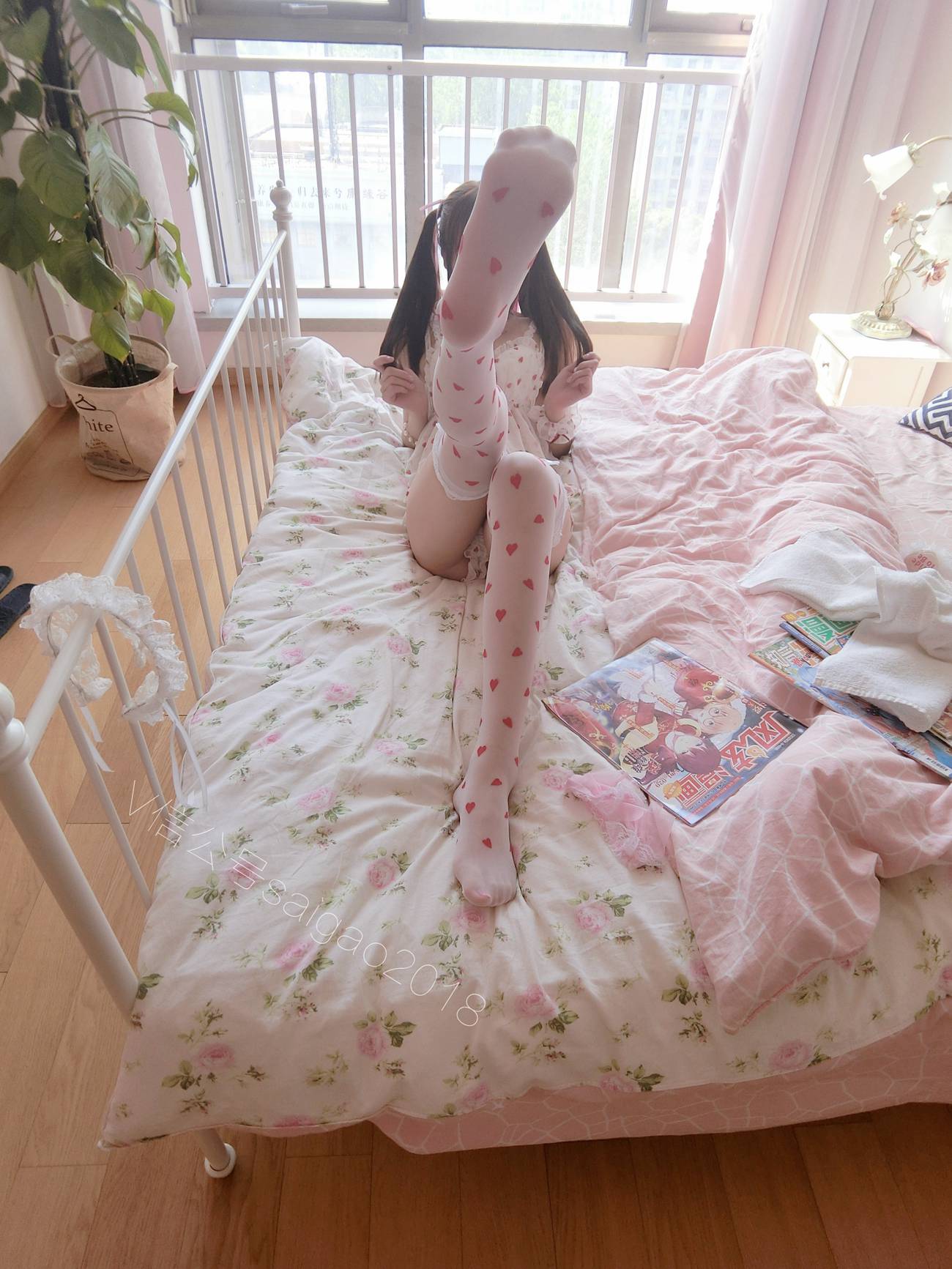 图片[37]-双马尾少女赛高酱 – 2020新年特刊：双马尾草莓性感loli [38P] – 速更版-美库