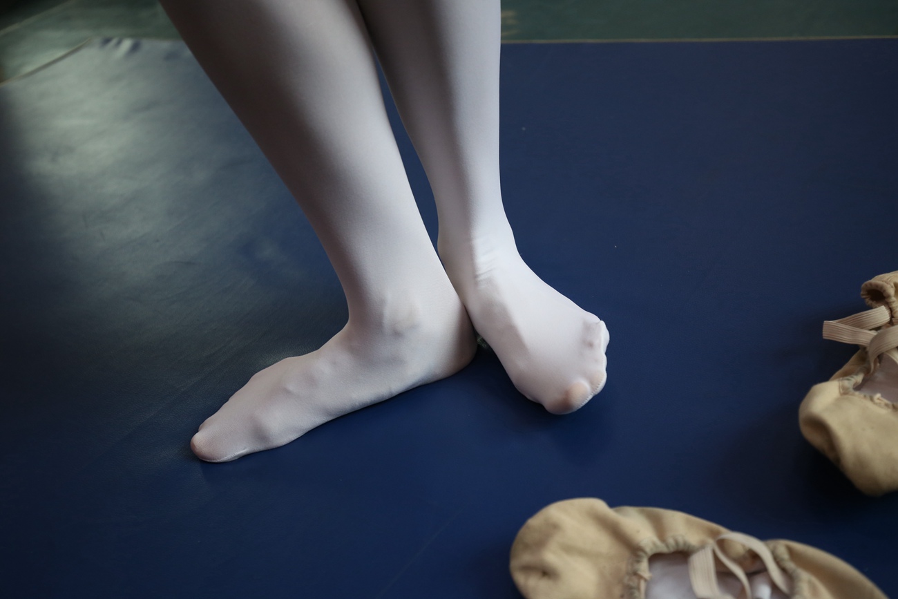 图片[136]-大西瓜爱牙膏-早期作品-Z2-5 衬白丝 (1)[164P] – 速更版-美库