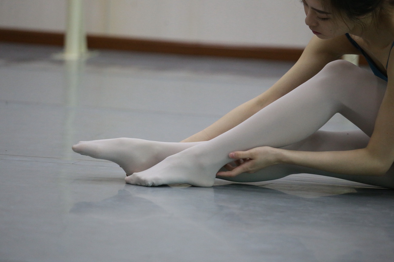 图片[34]-大西瓜爱牙膏-早期作品-Z2-5 衬白丝 (3)[252P] – 速更版-美库