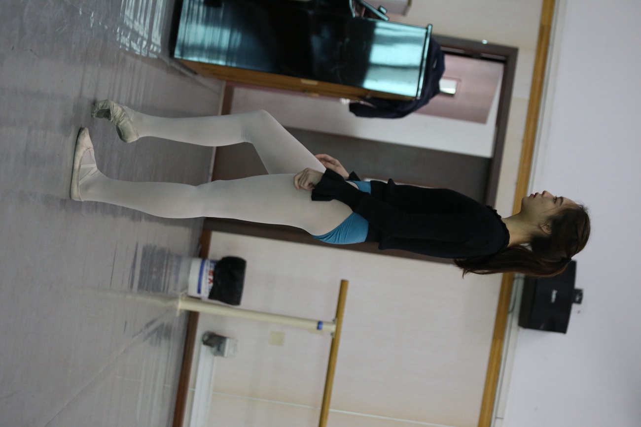 图片[20]-大西瓜爱牙膏-早期作品-Z2-5 衬白丝 (2)[260P] – 速更版-美库