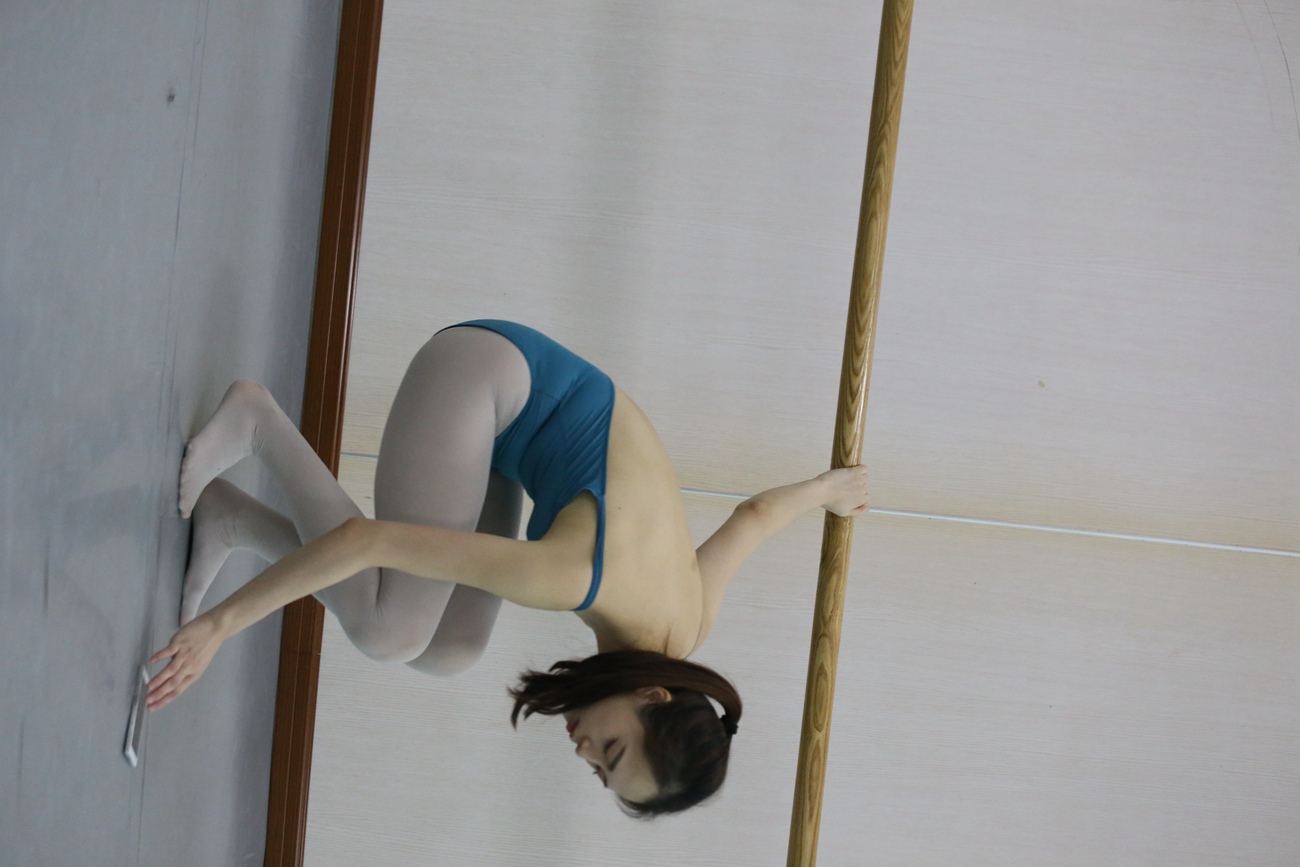 图片[103]-大西瓜爱牙膏-早期作品-Z2-5 衬白丝 (3)[252P] – 速更版-美库