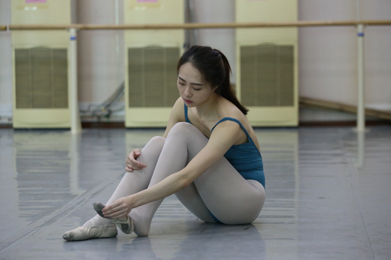 图片[151]-大西瓜爱牙膏-早期作品-Z2-5 衬白丝 (2)[260P] – 速更版-美库