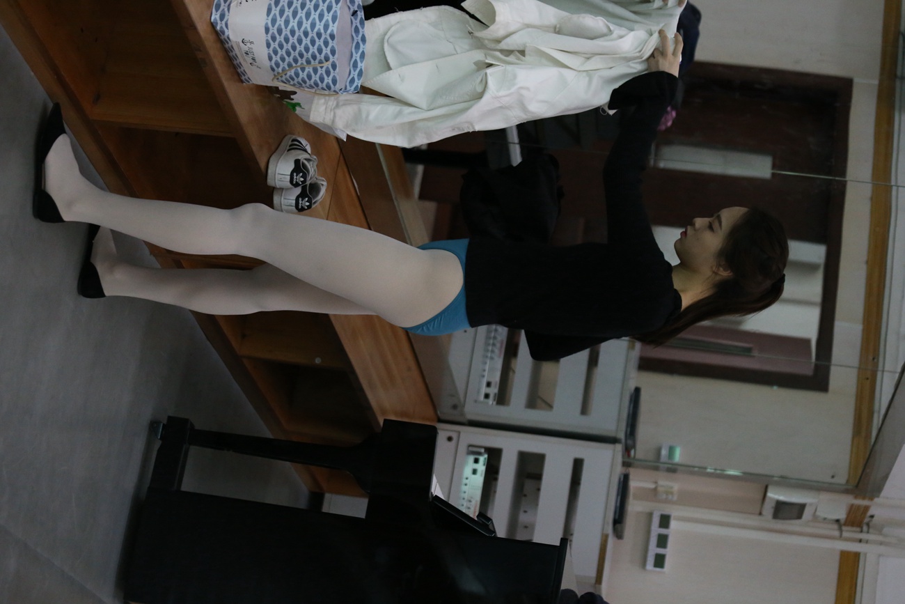 图片[257]-大西瓜爱牙膏-早期作品-Z2-5 衬白丝 (2)[260P] – 速更版-美库