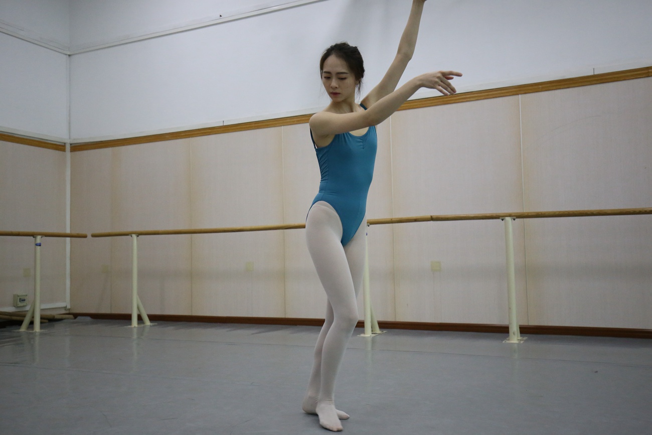 图片[206]-大西瓜爱牙膏-早期作品-Z2-5 衬白丝 (3)[252P] – 速更版-美库