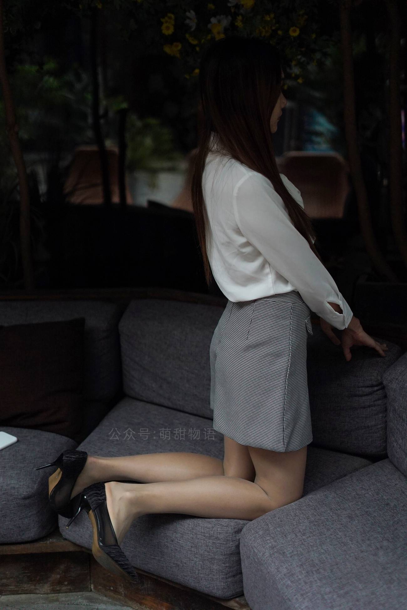 图片[28]-[萌甜物语]XM210 《在路边的座位玩脚脚-笑笑》[109] – 速更版-美库