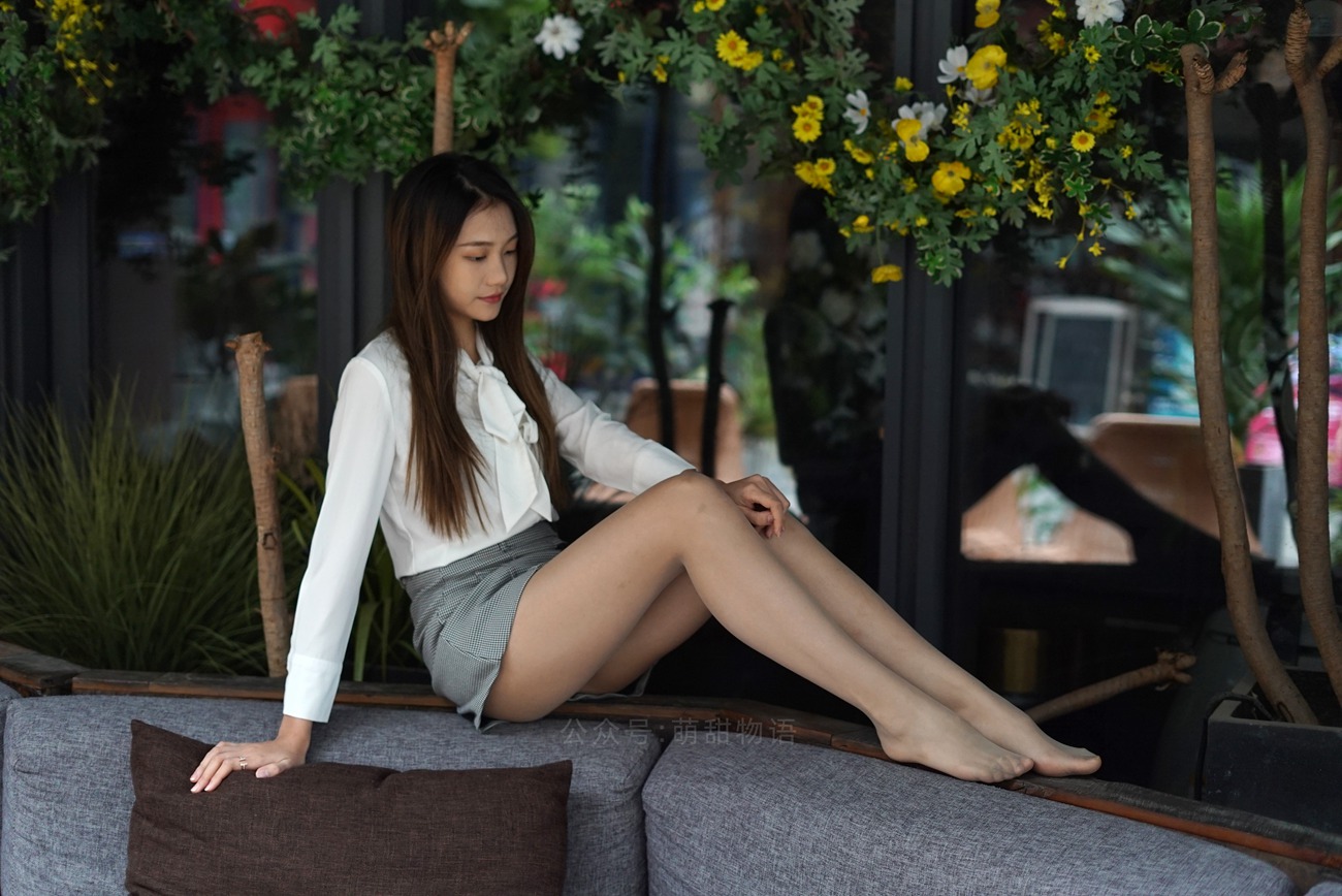 图片[86]-[萌甜物语]XM210 《在路边的座位玩脚脚-笑笑》[109] – 速更版-美库