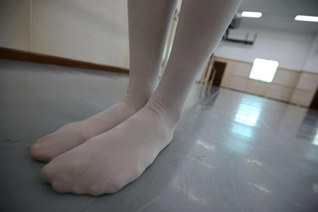 图片[49]-大西瓜爱牙膏-早期作品-Z2-5 衬白丝 (4)[222P] – 速更版-美库