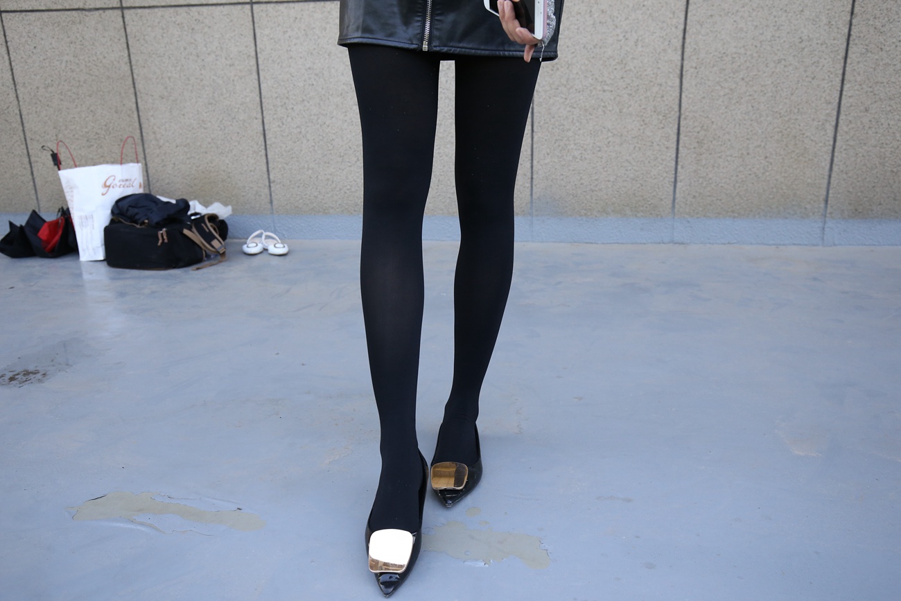 图片[59]-大西瓜爱牙膏-早期作品-Z3-1 裤妹黑袜 [314P] – 速更版-美库