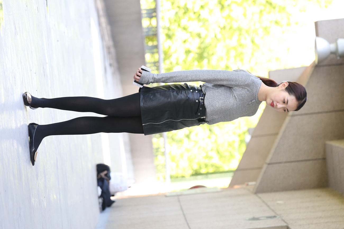 图片[114]-大西瓜爱牙膏-早期作品-Z3-1 裤妹黑袜 [314P] – 速更版-美库