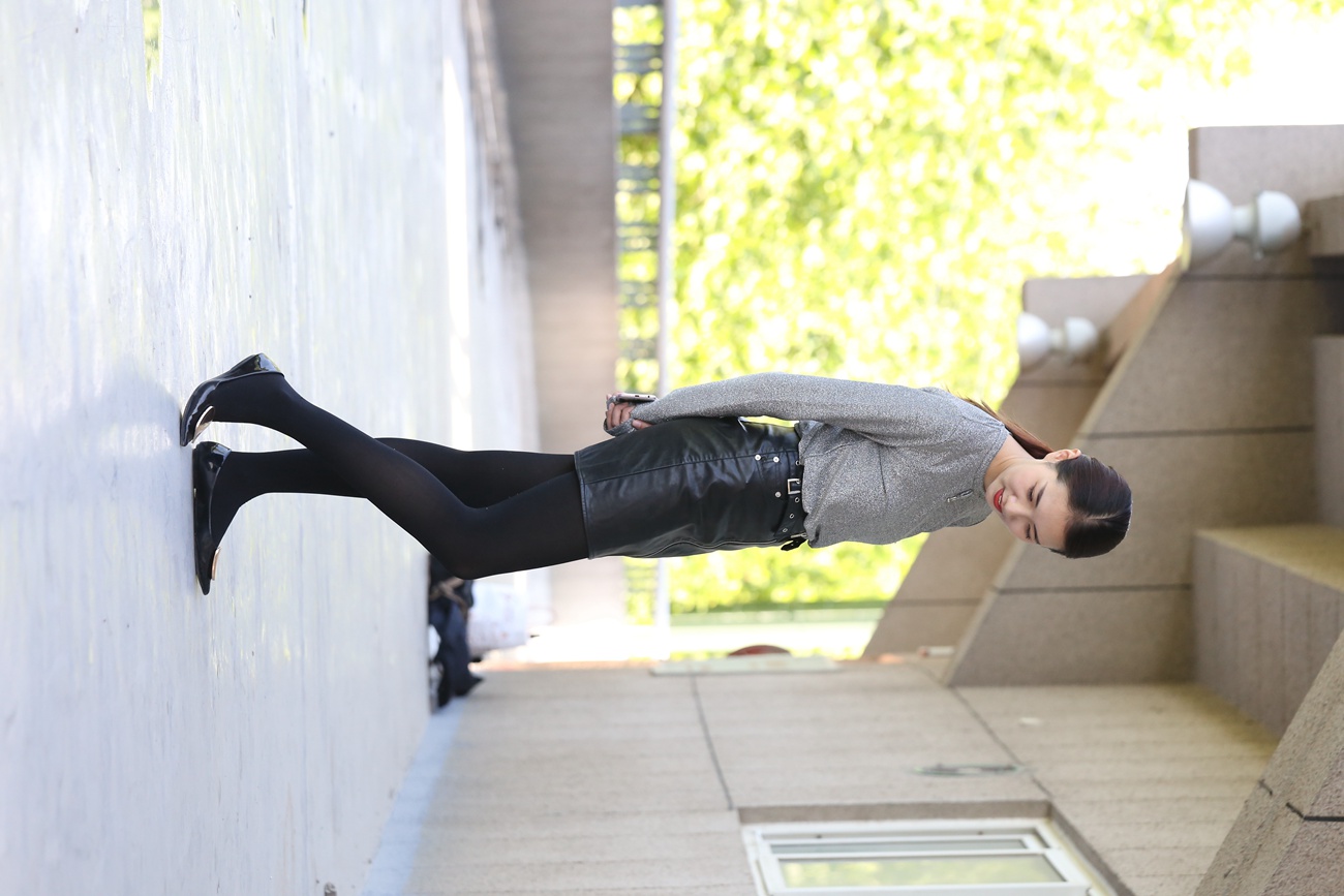 图片[144]-大西瓜爱牙膏-早期作品-Z3-1 裤妹黑袜 [314P] – 速更版-美库