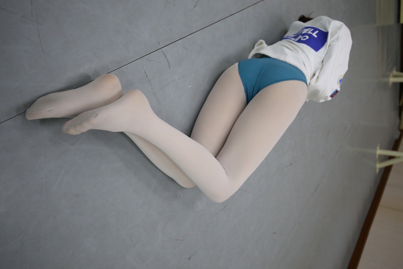 图片[213]-大西瓜爱牙膏-早期作品-Z2-5 衬白丝 (4)[222P] – 速更版-美库